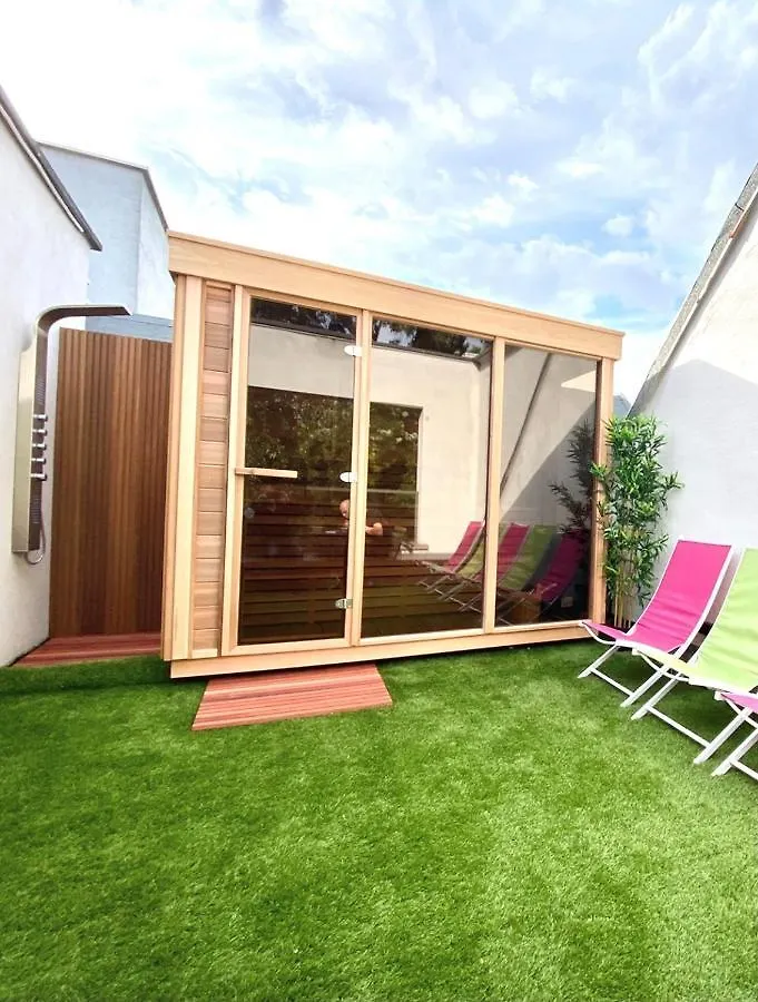 The Square - Vacation Rental With Outdoor Sauna - Centre Of Antwerpen België